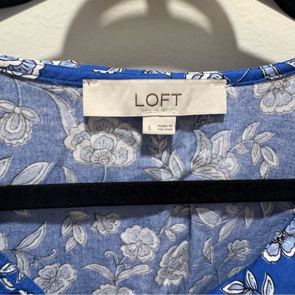 LOFT Floral Blue Ruffle Top - Picture 5 of 7